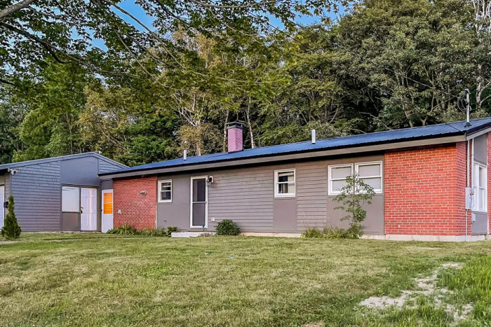 Bangor Vacation Rentals — Brewer, ME